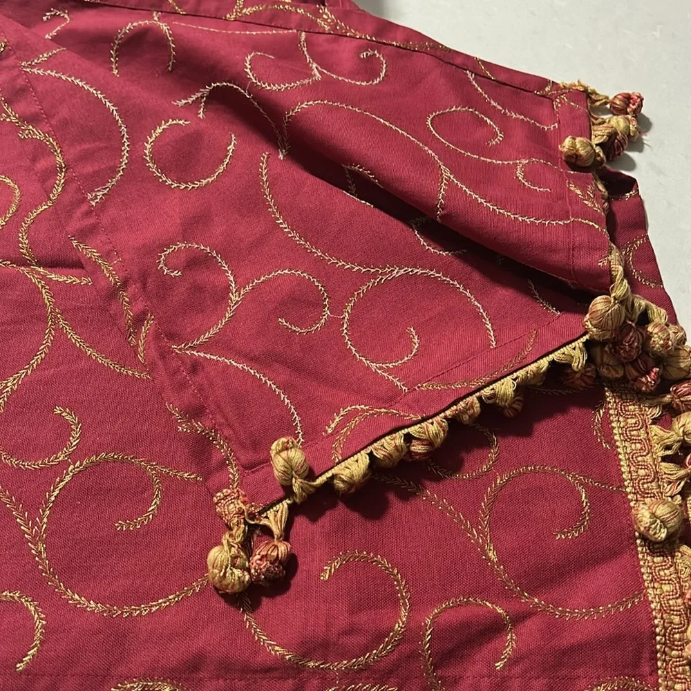 Bovi Italian dark cherry and gold embroidered table runner w tassels